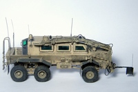 MPV MRAP Buffalo 1/48